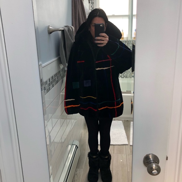 Zuki, Made in Canada Sheared Beaver Coat - Picture 5 of 8